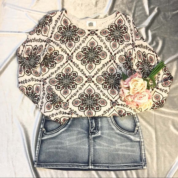 Denim Mini Skirt - Picture 6 of 8